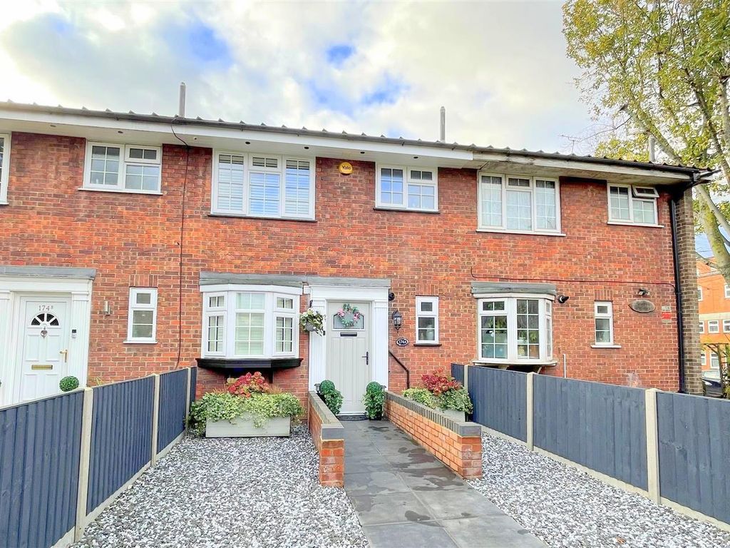 3 bed terraced house for sale in Woodcote Road, Wallington SM6 Zoopla