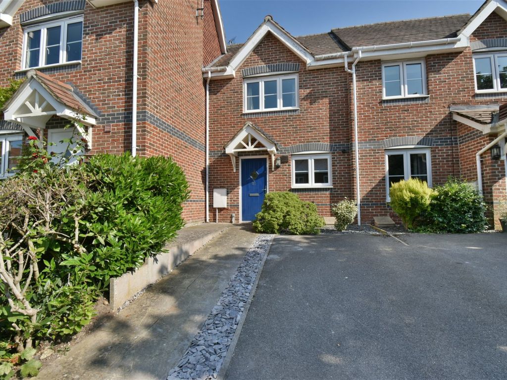 2 bed terraced house for sale in Fletton Link, Hermitage, Thatcham RG18