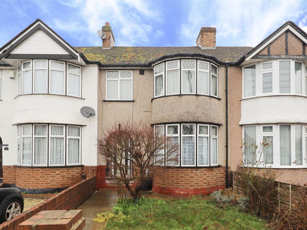 3 bed terraced house for sale in Bourne Avenue, Hayes UB3, £475,000