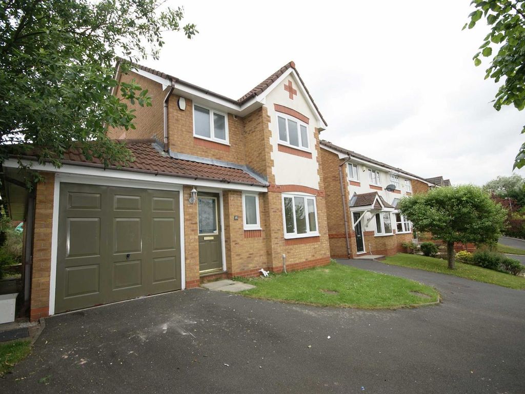 3 bed detached house to rent in Thorsby Close, Bromley Cross, Bolton