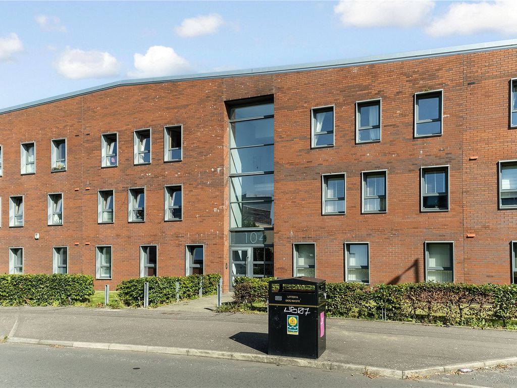 2 bed flat for sale in Vicarfield Street, Govan, Glasgow G51, £115,000