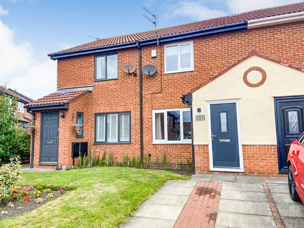 2 bed terraced house for sale in Alstone Court, Stakeford, Choppington