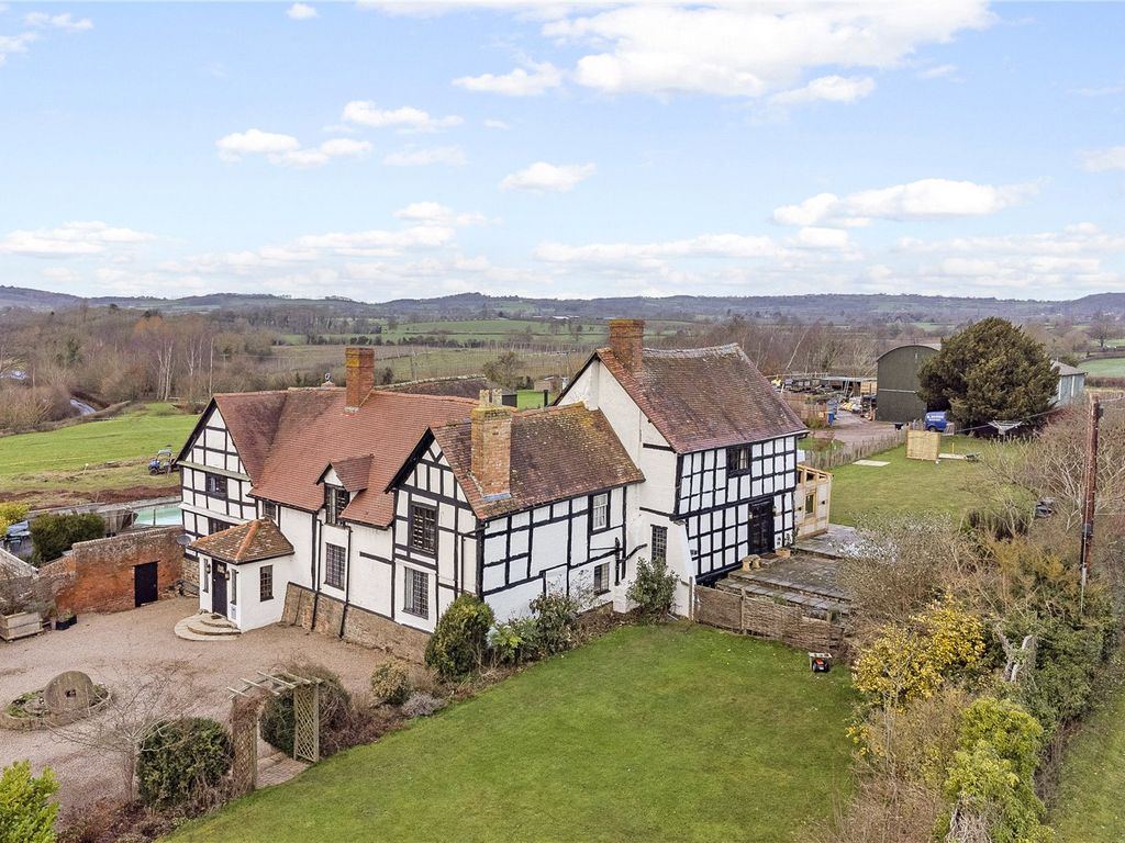 9 bed detached house for sale in Staplow, Ledbury, Herefordshire HR8