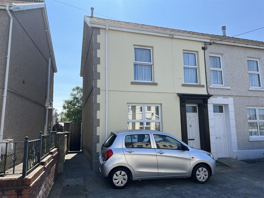 3 bed end terrace house for sale in Talbot Road, Ammanford SA18 Zoopla