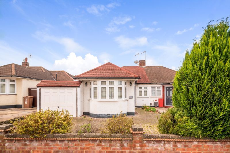 3 bed bungalow for sale in Wren Road, Sidcup DA14 Zoopla