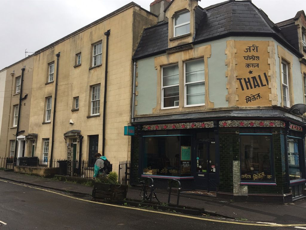 Studio to rent in Montpelier, Bristol BS6, £825 pcm Zoopla