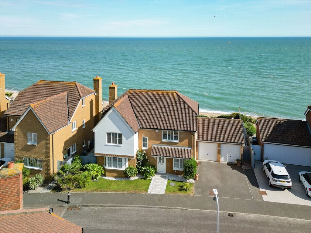 4 bed detached house for sale in Lower Corniche, Hythe CT21, £925,000