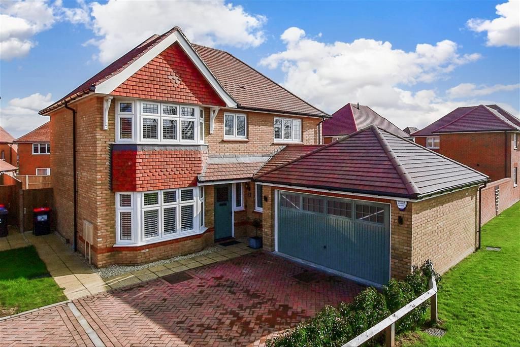 4 bed detached house for sale in Condor Close, Herne Bay, Kent CT6, £