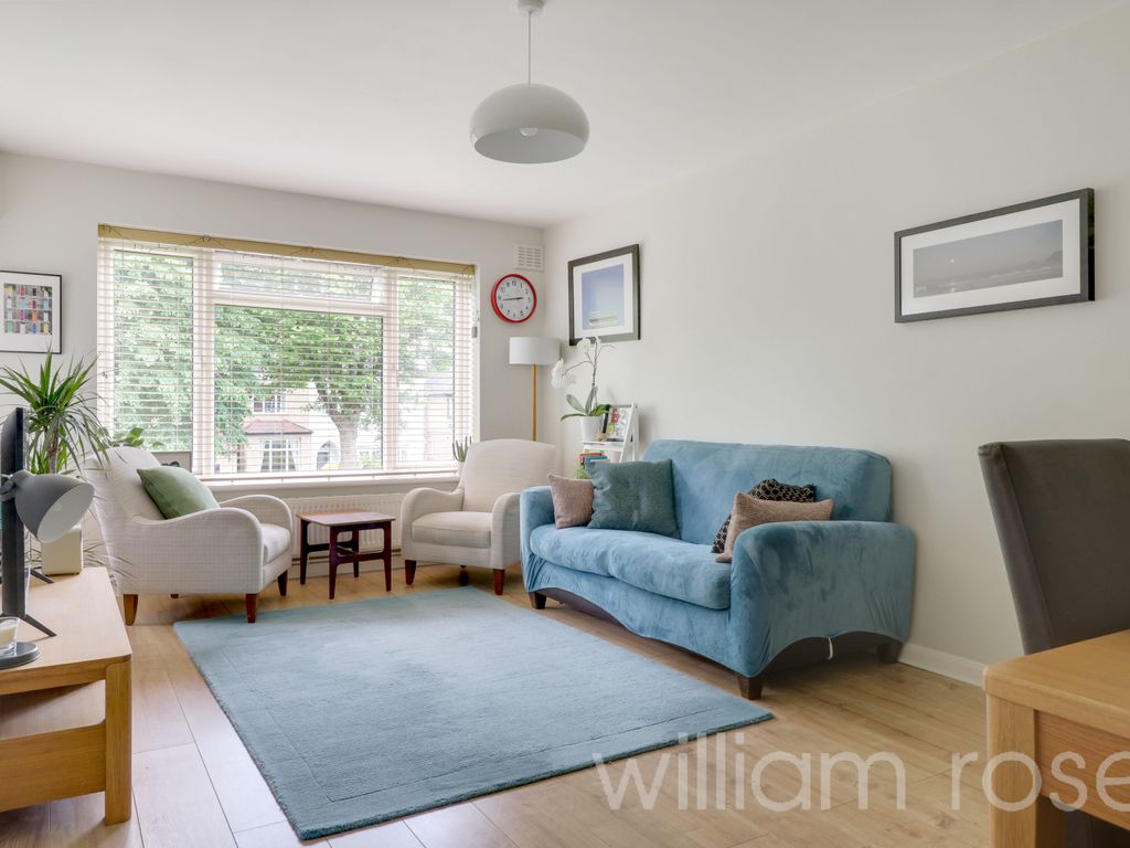 Castle Avenue, Highams Park, London E4