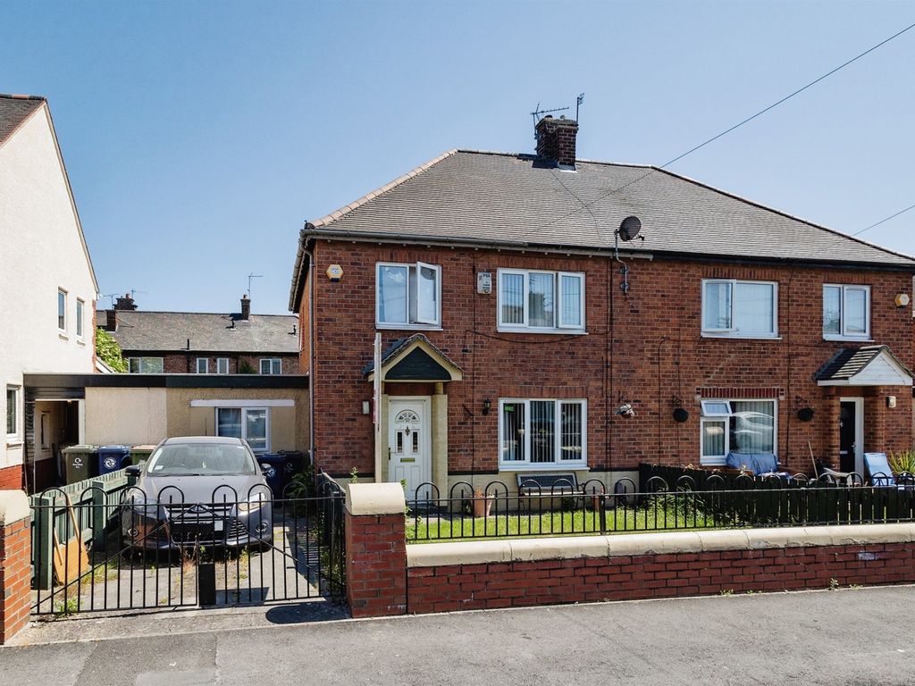 3 bed semidetached house for sale in Steele Crescent, Eston