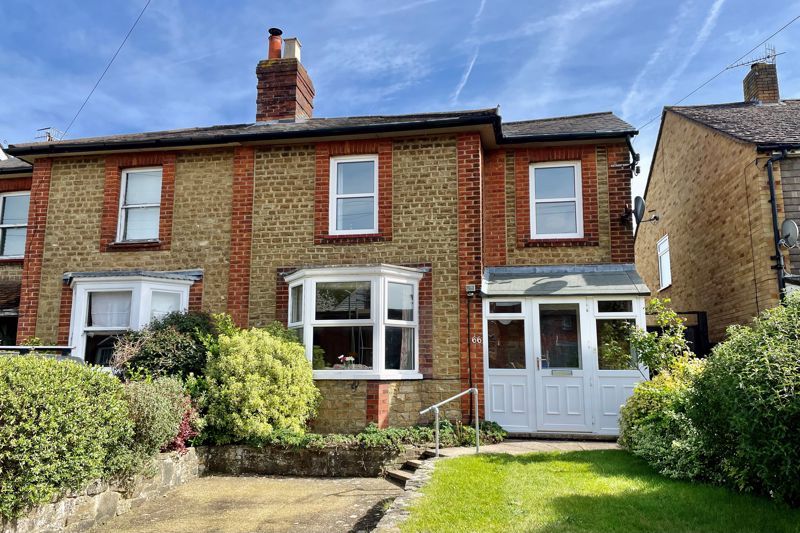 3 bed semidetached house for sale in Hare Lane, Godalming GU7, £