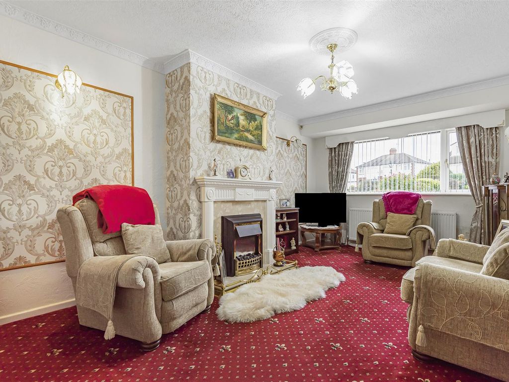 2 bed bungalow for sale in Ashwood Drive, Gildersome, Morley, Leeds