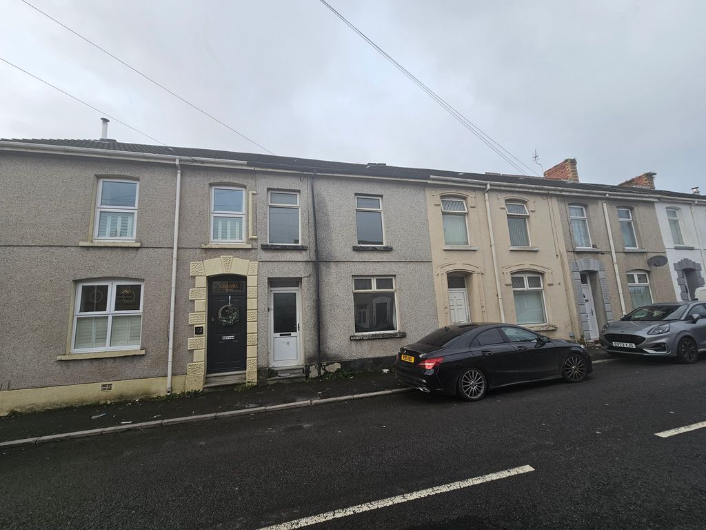 3 bed terraced house to rent in Ynys Wen, Llanelli SA14, £675 pcm Zoopla