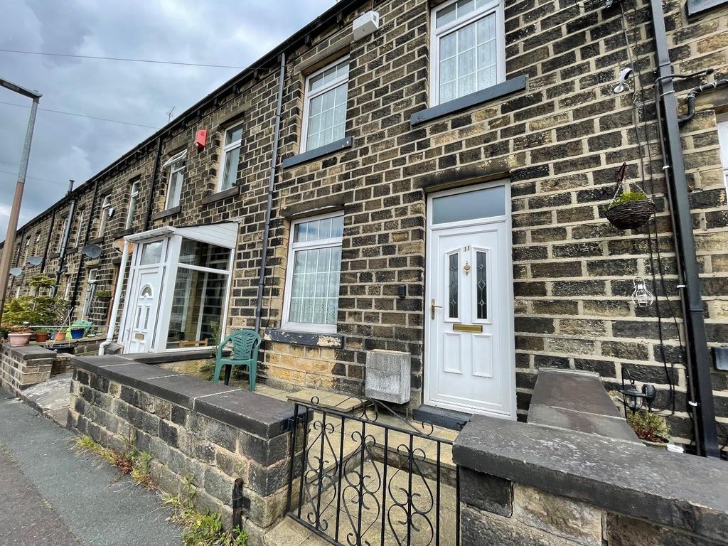 2 bed terraced house to rent in Netherend Road, Slaithwaite