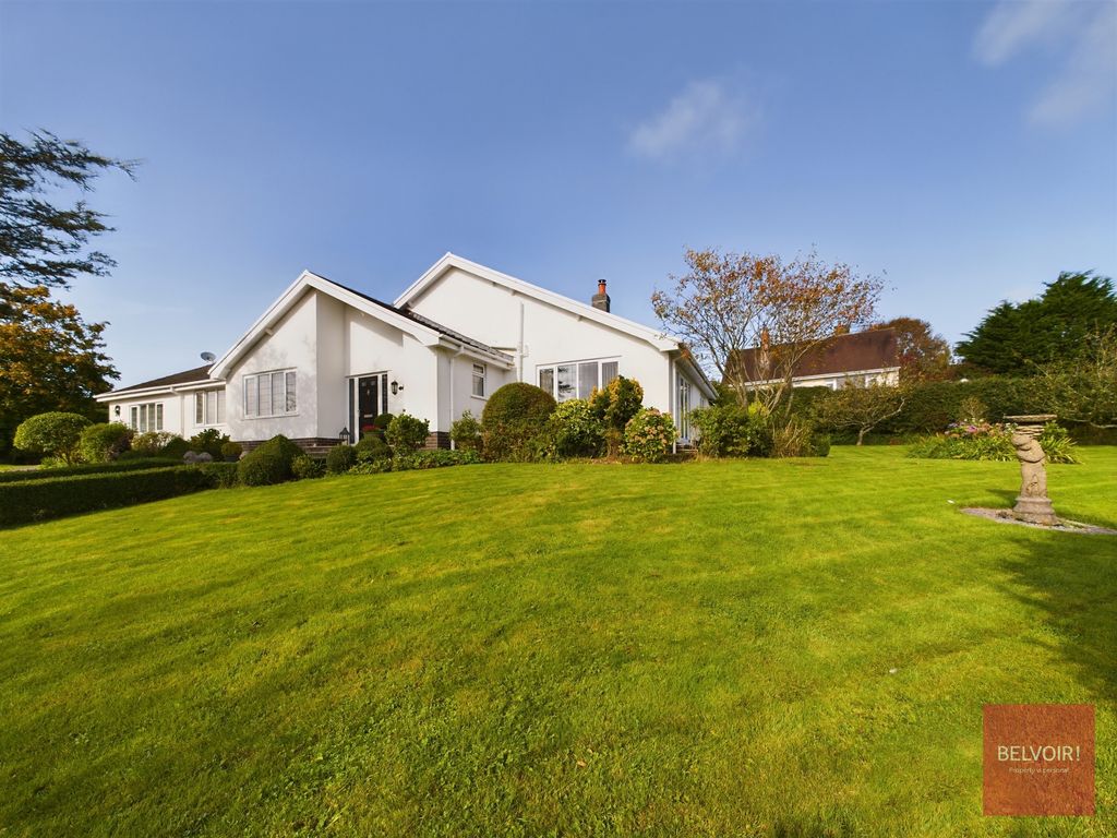 4 bed detached house to rent in Church Meadow, Reynoldston, Gower