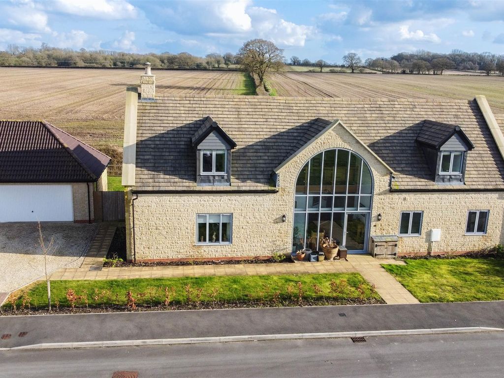 4 bed detached house for sale in Southside Close, Corston, Malmesbury