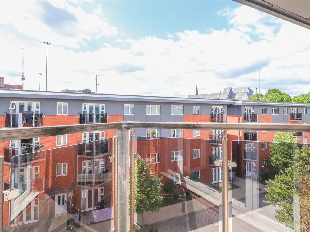 2 bed flat to rent in Caister Hall, Conisbrough Keep, Coventry CV1 Zoopla