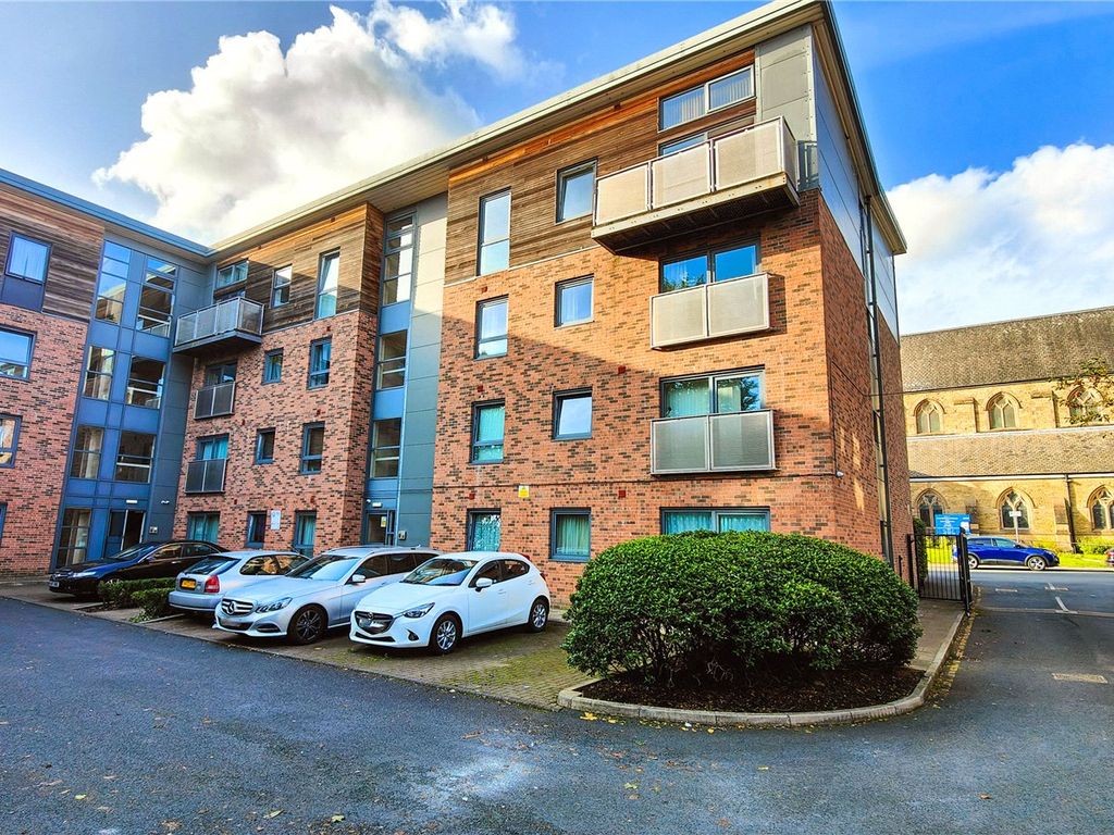 2 bed flat for sale in Eccles Fold, Eccles, Manchester, Greater