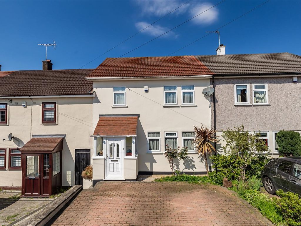 3 bed terraced house for sale in Grosvenor Drive, Loughton IG10 Zoopla