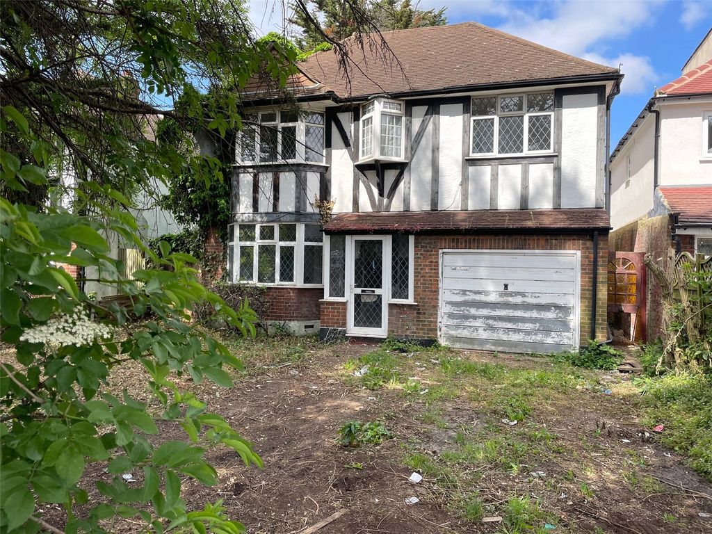 5 bed detached house for sale in Beverley Way, London SW20 Zoopla