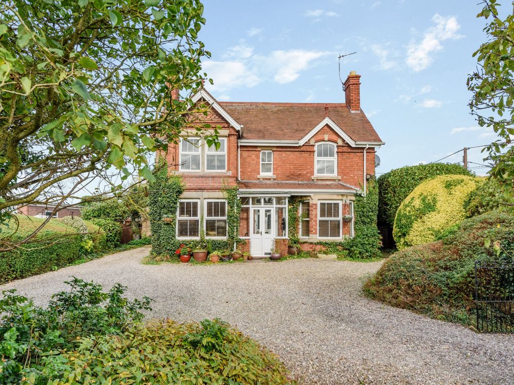 4 bed detached house for sale in Upper Astley, Astley, Shrewsbury
