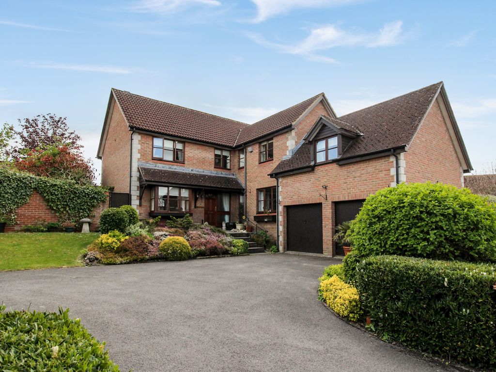 5 bed detached house for sale in Studland Park, Westbury BA13 Zoopla