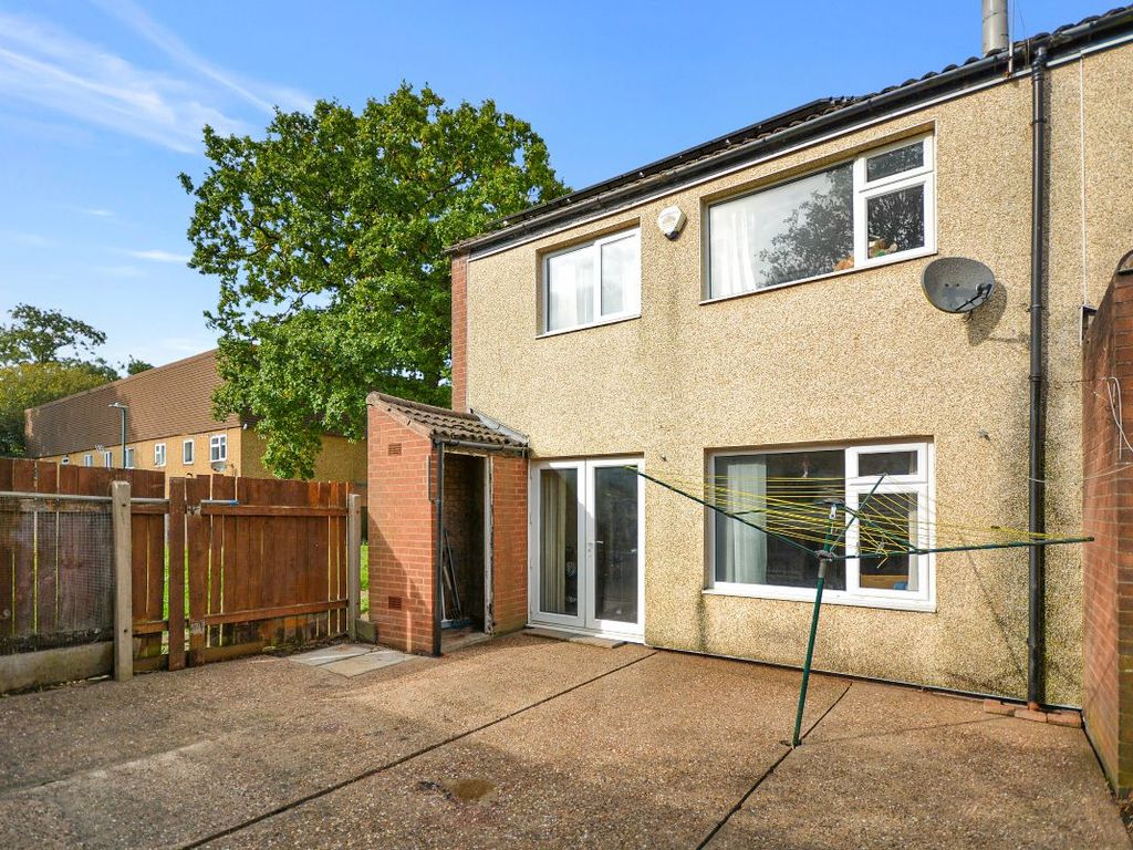 2 bed end terrace house for sale in South Snape Close, Nottingham NG6