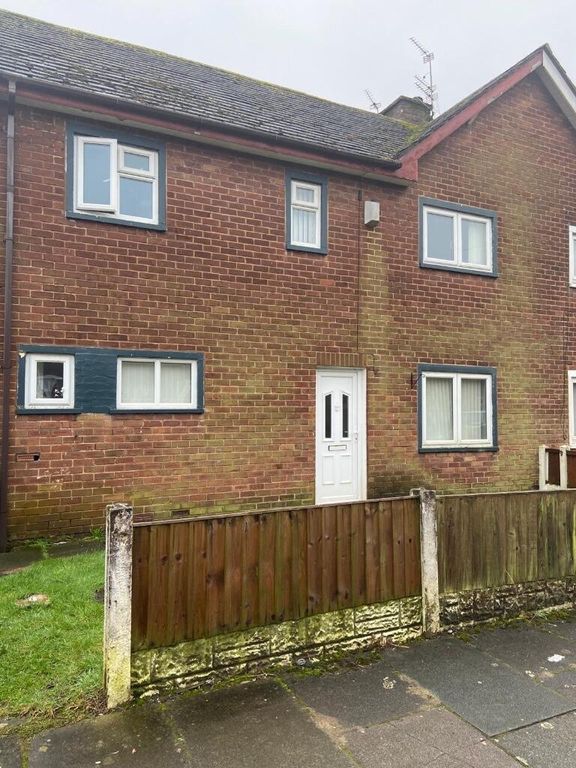 3 bed terraced house to rent in Ash Grove, Skelmersdale WN8, £825 pcm