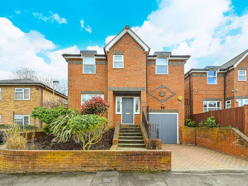 4 bed detached house for sale in Church Road, New Malden, Worcester