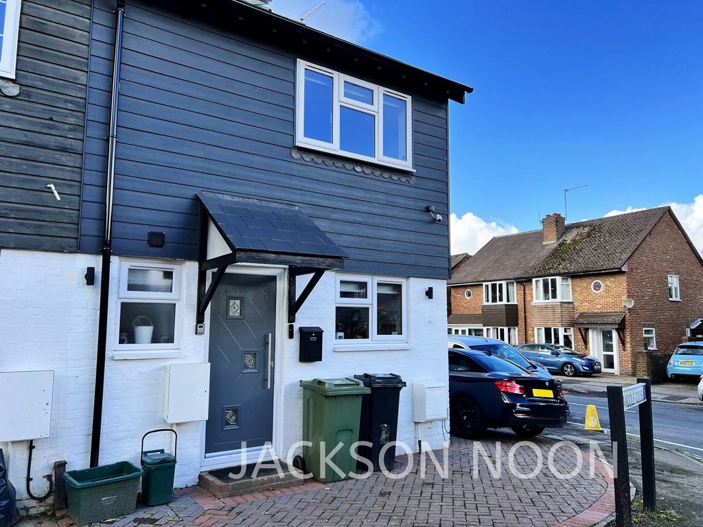 3 bed end terrace house to rent in Surrey, Epsom KT17, £2,500 pcm Zoopla