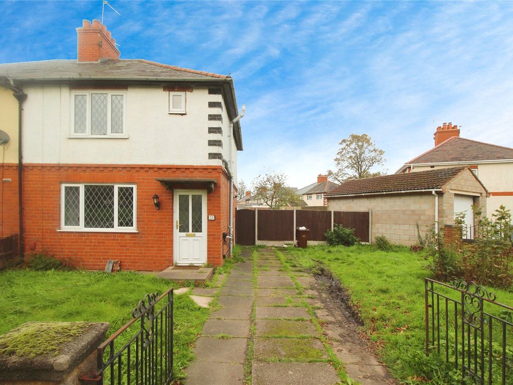 3 bed semidetached house to rent in Amos Lane, Wolverhampton, West