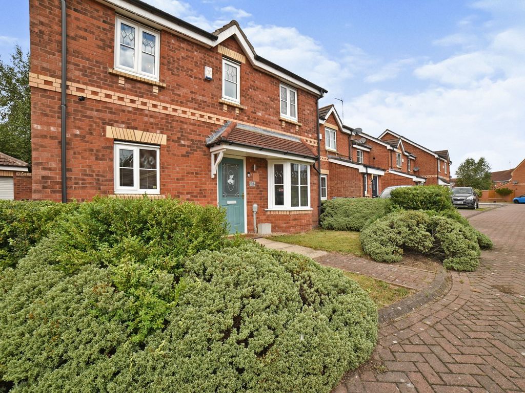 4 bed detached house for sale in Callow Hill Drive, Castle Grange, Hull