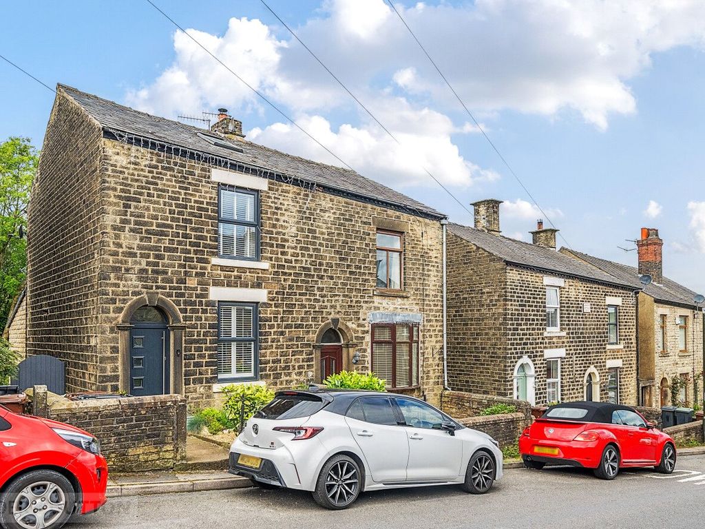 4 bed semidetached house for sale in Park Road, Hadfield, Glossop SK13