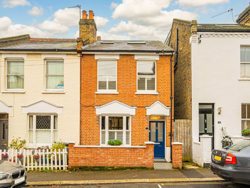 4 bed property for sale in Talbot Road, Isleworth TW7, £899,950 Zoopla