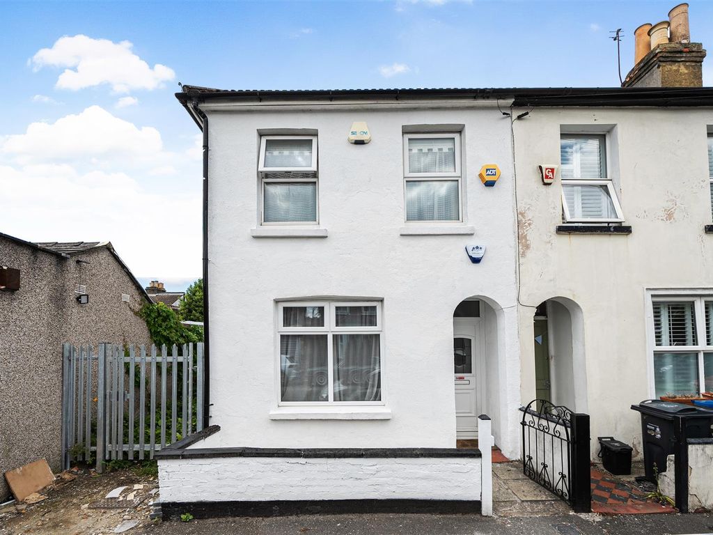 2 bed end terrace house for sale in Jarvis Road, South Croydon CR2, £