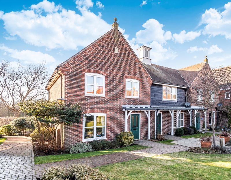 2 bed property for sale in Northfield Court, Aldeburgh IP15 Zoopla