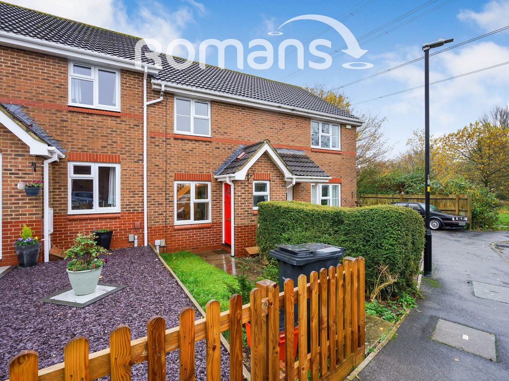 2 bed terraced house to rent in Bergman Close, Abbey Meads, Swindon