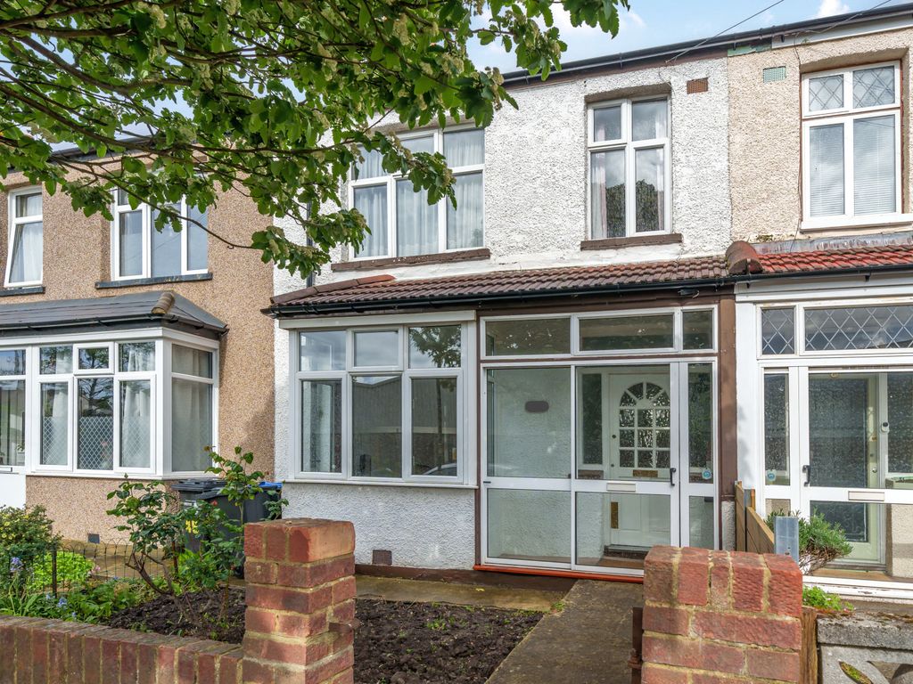 3 bed terraced house for sale in Collingwood Road, Mitcham CR4 Zoopla