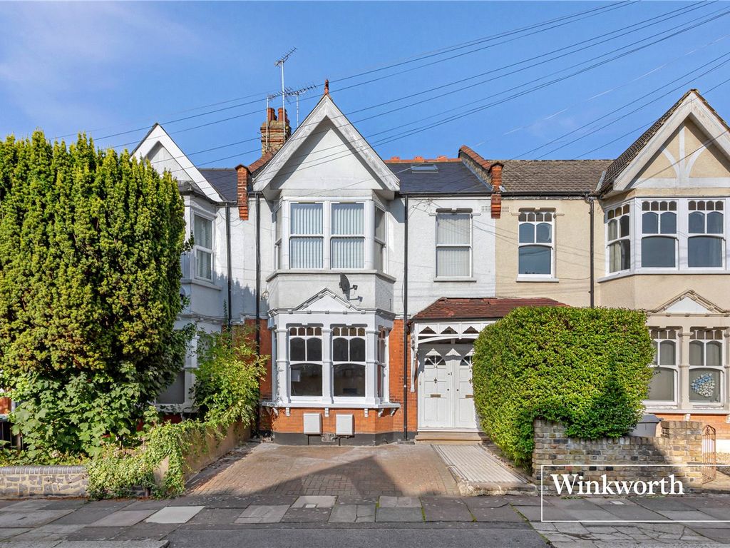 2 bed flat for sale in Falkland Avenue, Finchley, London N3, £600,000