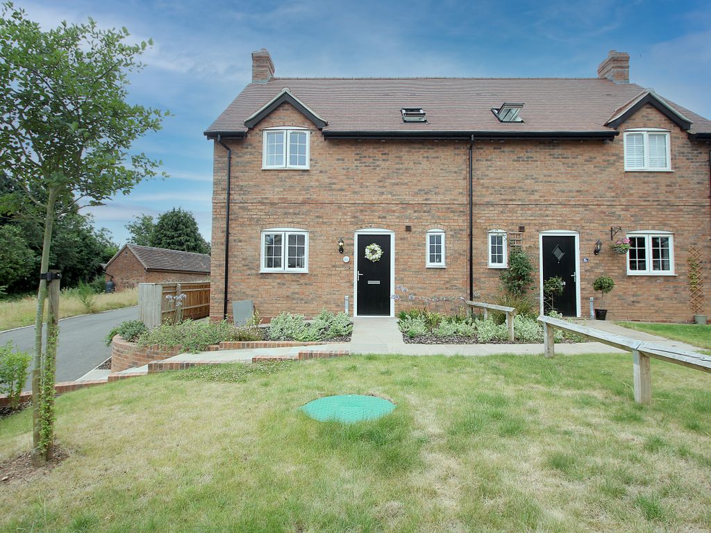 3 bed semidetached house for sale in Birmingham Road, Stoneleigh