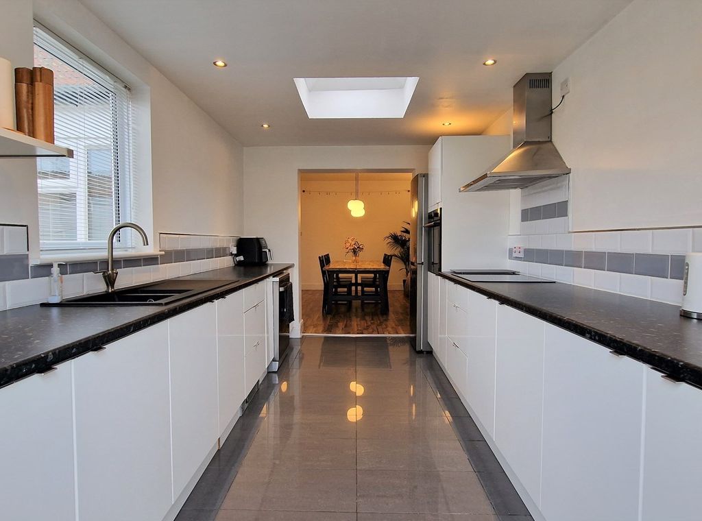 Marholm Road, Peterborough PE4  
