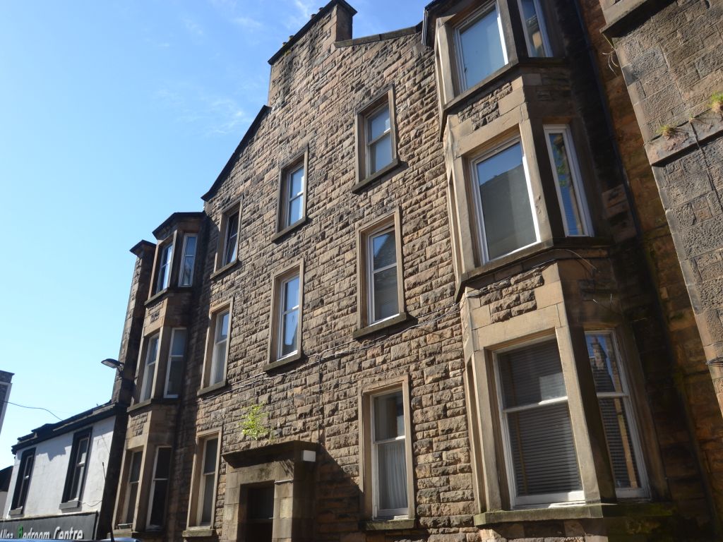 2 bed flat to rent in Viewfield Street, Stirling FK8 Zoopla