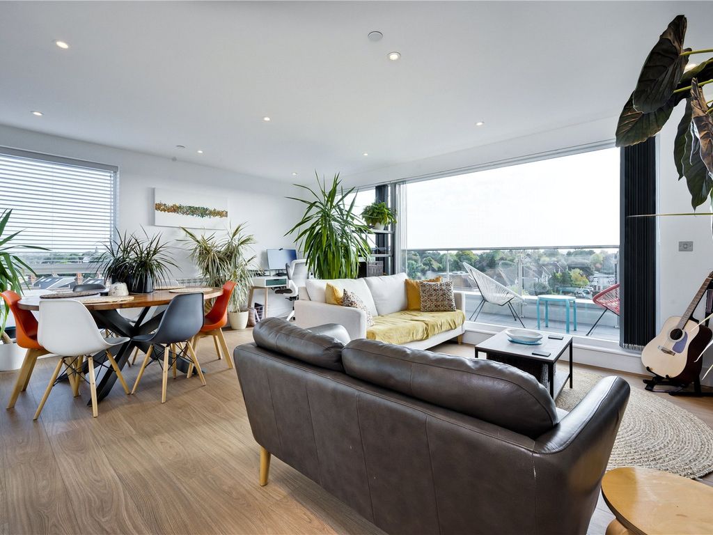 2 bed flat for sale in Kinsheron Place, 2 Pemberton Road, East Molesey