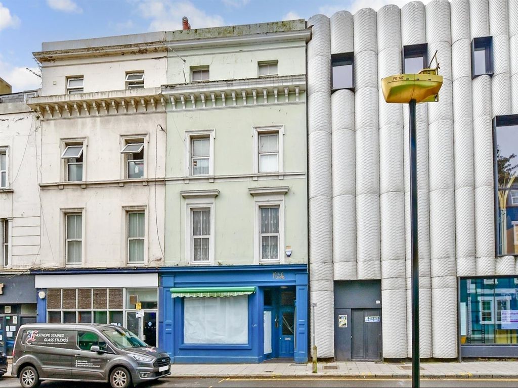 1 bed flat to rent in Tontine Street, Folkestone CT20, £825 pcm Zoopla