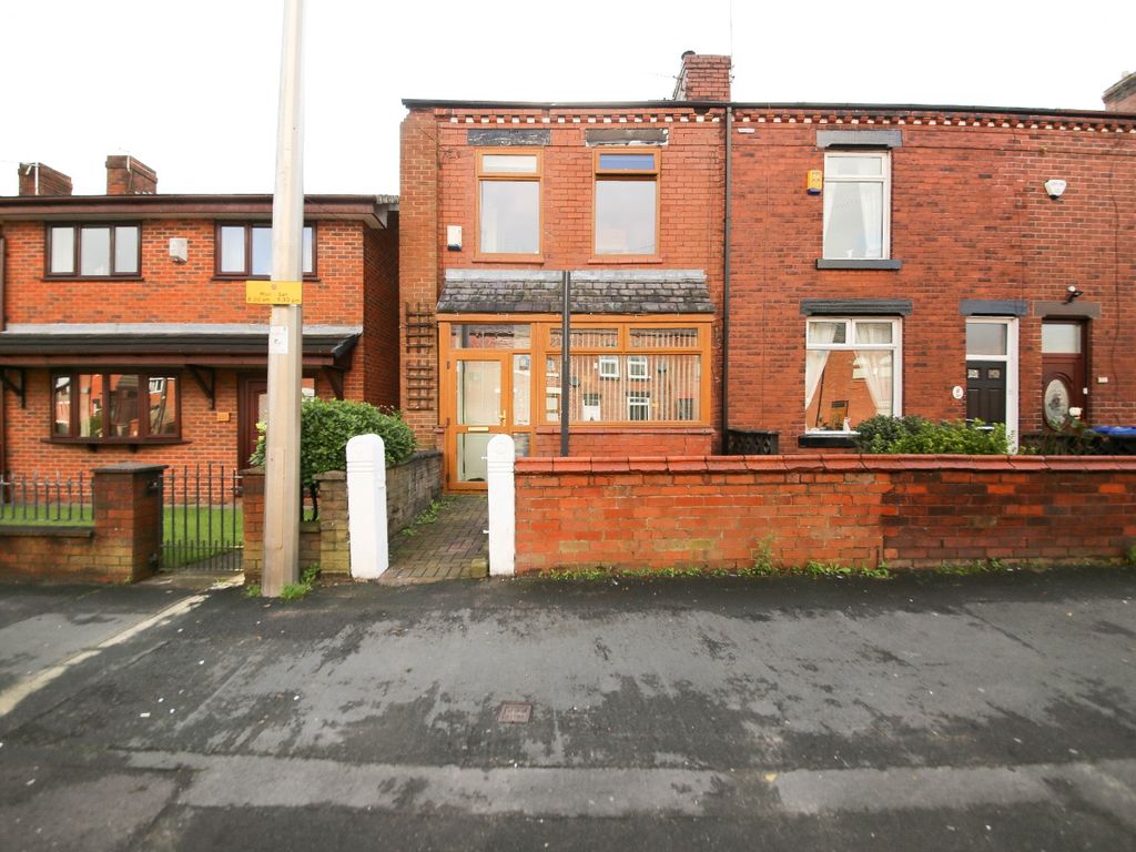 3 bed terraced house for sale in Billinge Road, Wigan, Greater