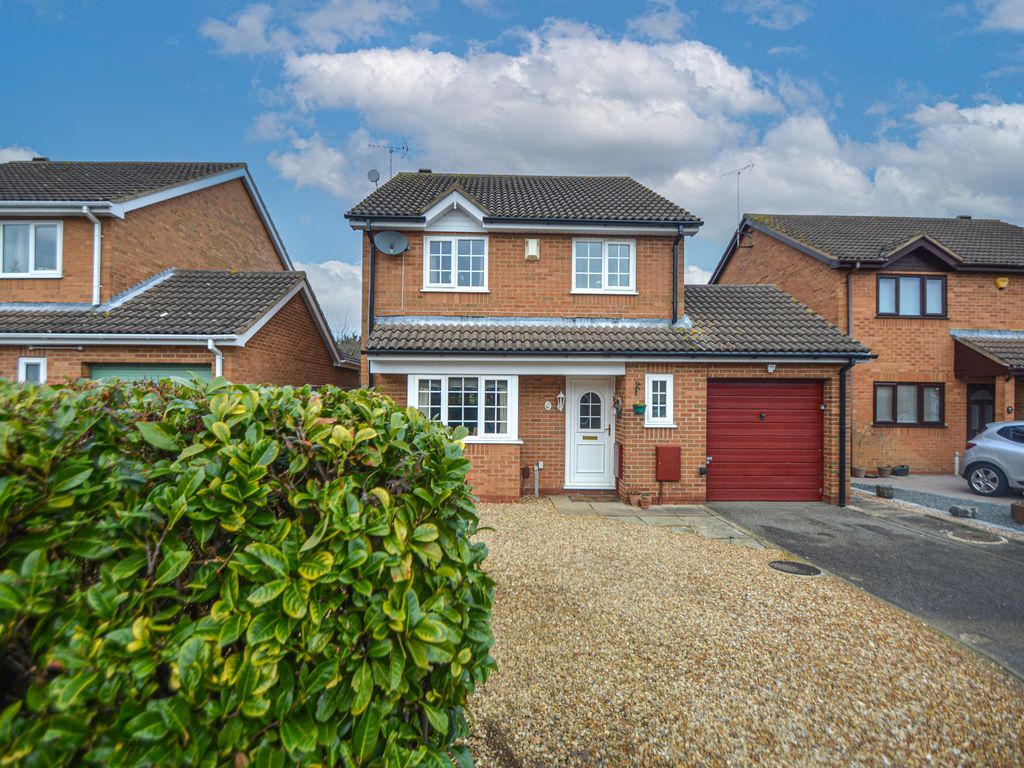 4 bed detached house for sale in Patterdale Drive, Gunthorpe