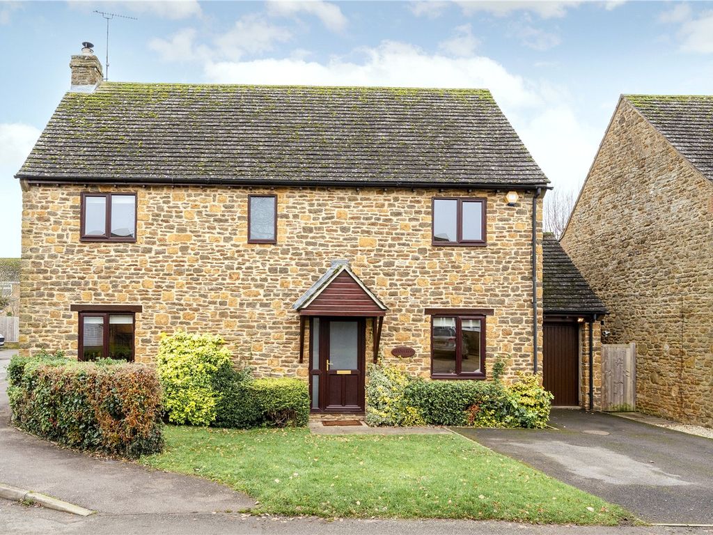 5 bed detached house for sale in The Green, Barford St. Michael