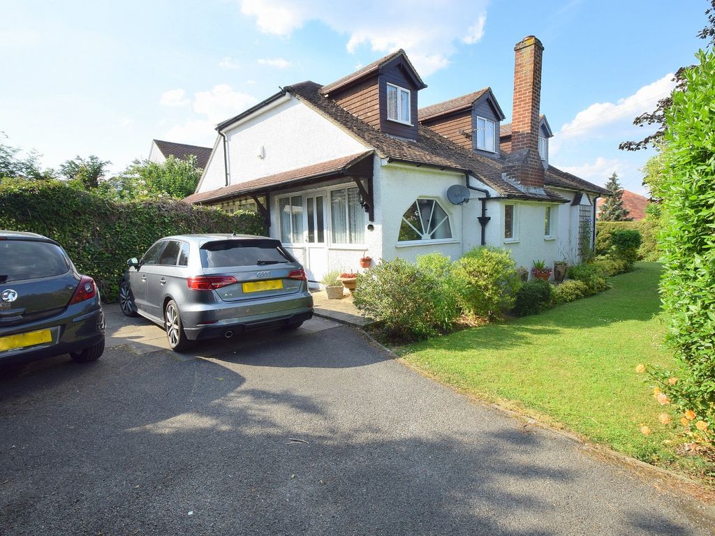 5 bed property for sale in St Andrews Crescent, Windsor, Berkshire SL4