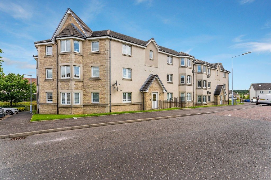 2 bed flat for sale in Osprey Crescent, Dunfermline KY11 Zoopla