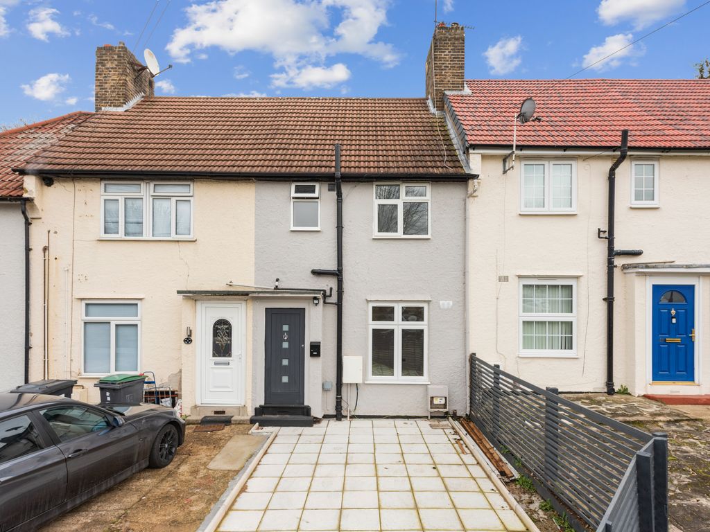 2 bed terraced house for sale in Carrick Gardens, London N17 Zoopla